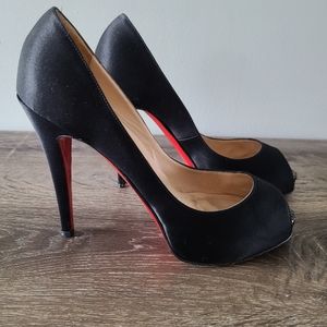Christian Louboutin - Very Prive